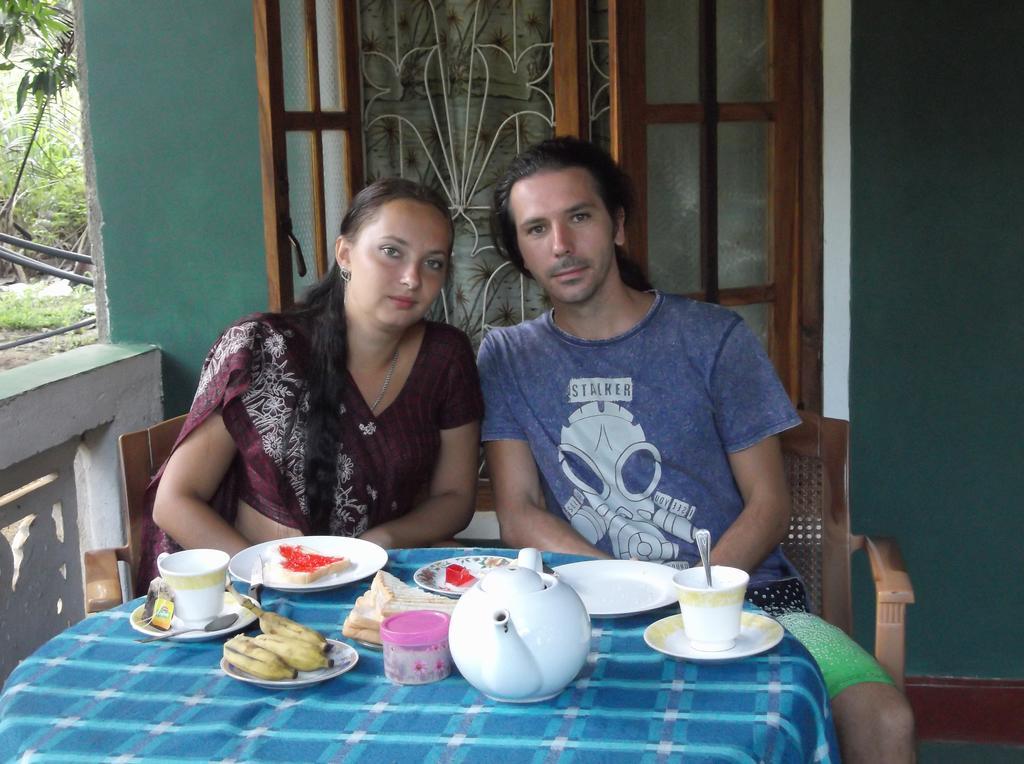 Bandula Home Stay Sigiriya Zimmer foto